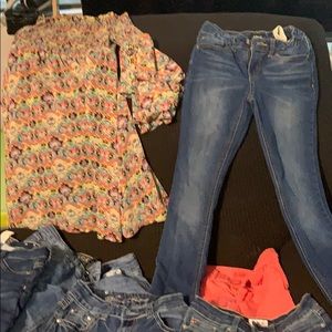 Bundle of girl jeans some NWT sum new without tags